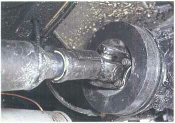 Шлицевые соединения карданов имеют полимерное покрытие и не нуждаются в смазке